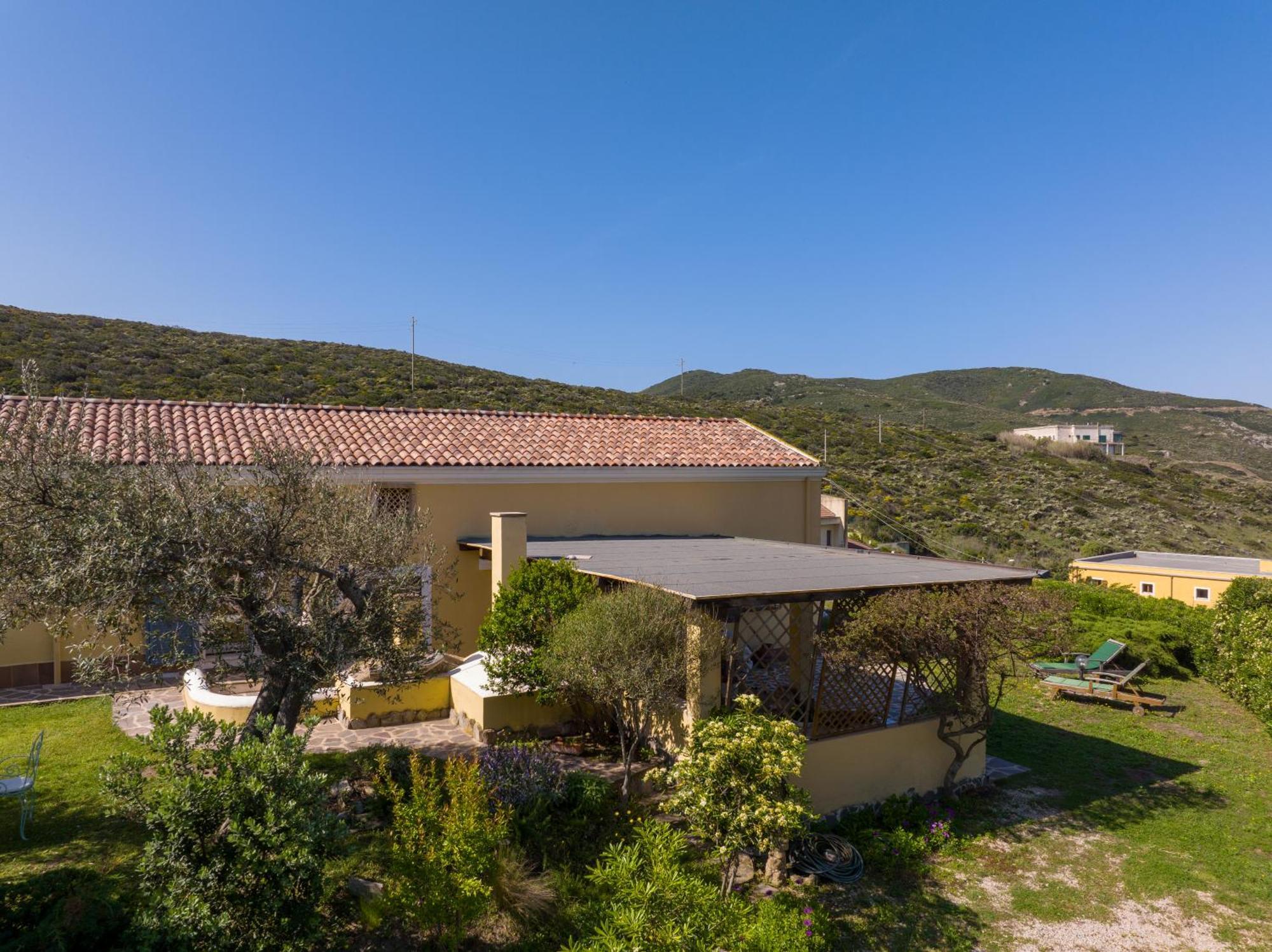 B&B Calata Di Soli Miniera dellʼArgentiera Екстериор снимка